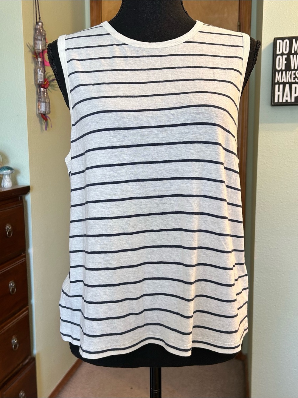 Marine Layer white navy blue striped tank top hemp cotton blend lightweight M